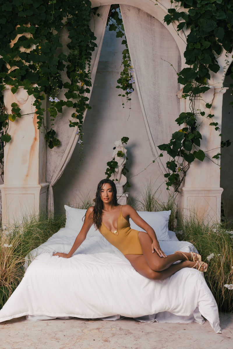 SHELLORA SWIMSUIT